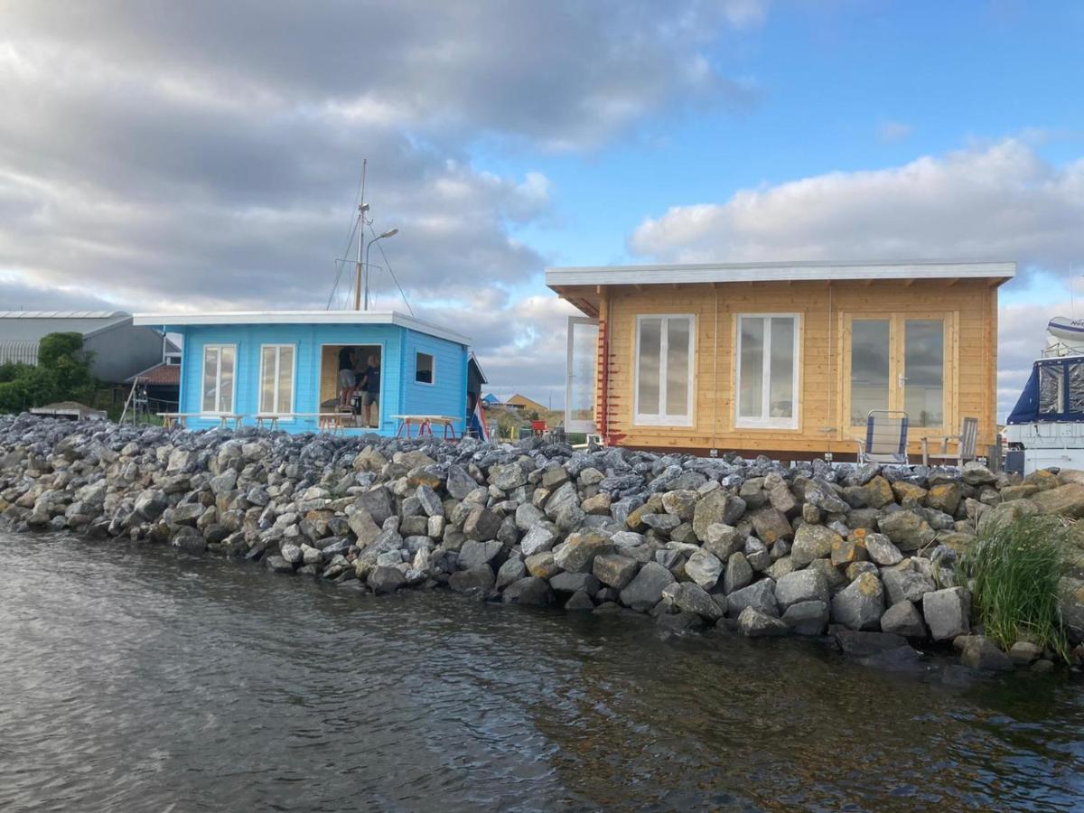 Waterhuisjes Op De Pier Van Lauwersmeerplezier! เลาเวอร์ชูก ภายนอก รูปภาพ
